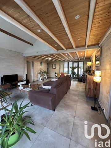 Maison à vendre 5 pièces 142 m² Saint-Sulpice-de-Royan