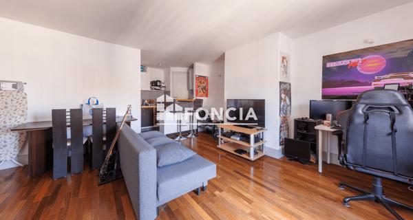 À vendre Studio 39.87 m² - Riom 63200
