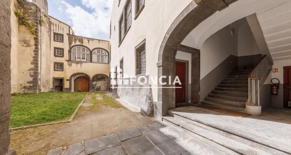 À vendre Studio 39.87 m² - Riom 63200