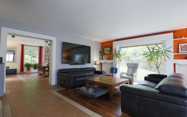 Maison à vendre    7 pièces • 174 m2 Aigremont