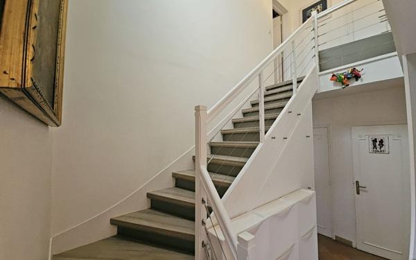 Maison à vendre    7 pièces • 174 m2 Aigremont