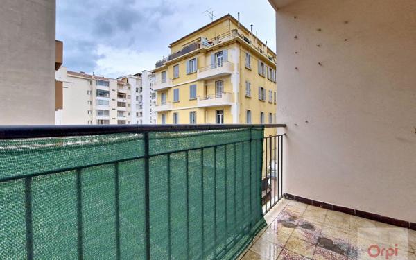 Appartement à louer    2 pièces • 45,51 m2 Ajaccio