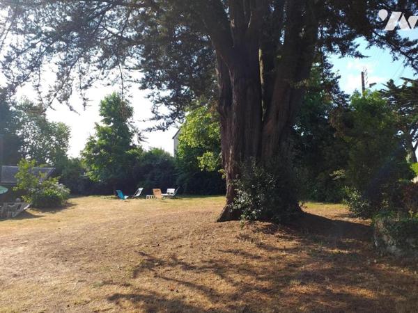 Proche Golfe maison d'architecte sur un parc arboré de 1390m²
