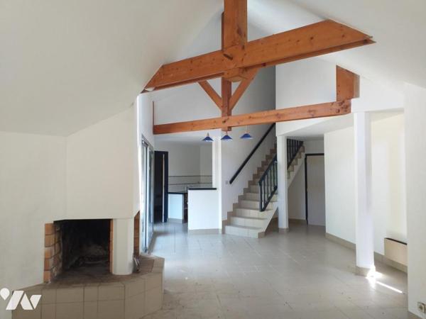 Proche Golfe maison d'architecte sur un parc arboré de 1390m²