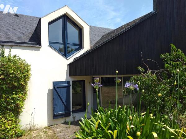 Proche Golfe maison d'architecte sur un parc arboré de 1390m²