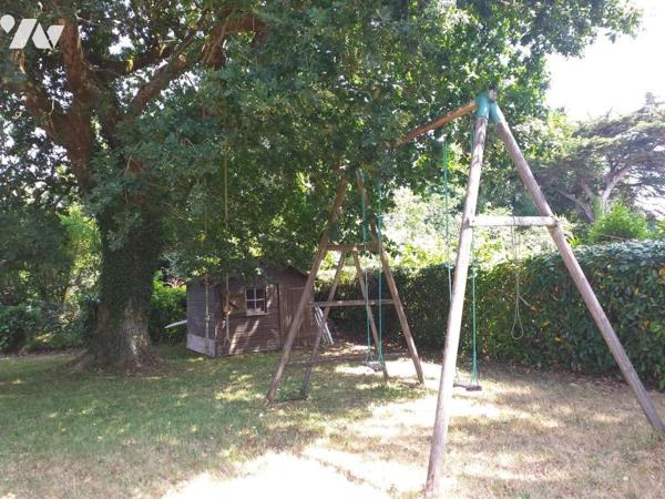 Proche Golfe maison d'architecte sur un parc arboré de 1390m²