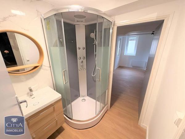 Appartement à louer 4 pièces 106.39m²