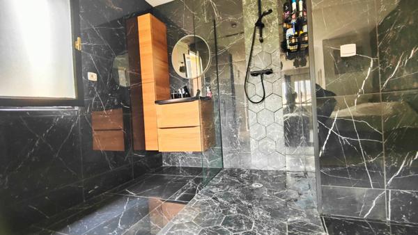 Maison à vendre    6 pièces • 185 m2 Bichancourt