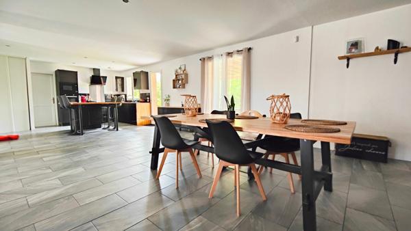 Maison à vendre    6 pièces • 185 m2 Bichancourt