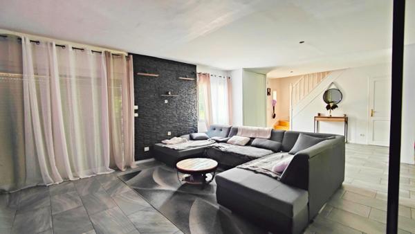 Maison à vendre    6 pièces • 185 m2 Bichancourt