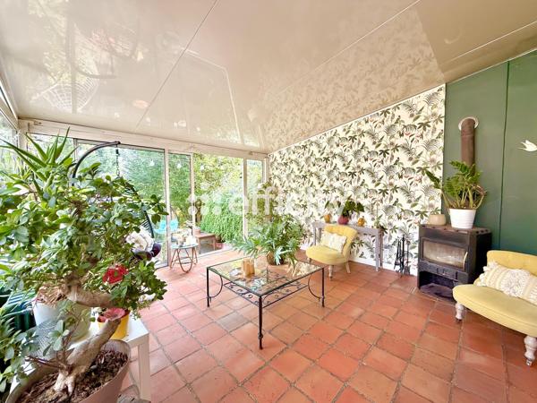 Maison
         6 pièces
        - 210 m² Bien prestige 490 000 € *