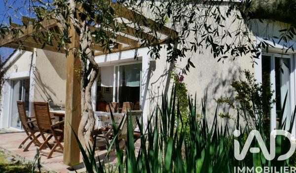 Maison à vendre 4 pièces 8 m² Saint-Sulpice-la-Pointe