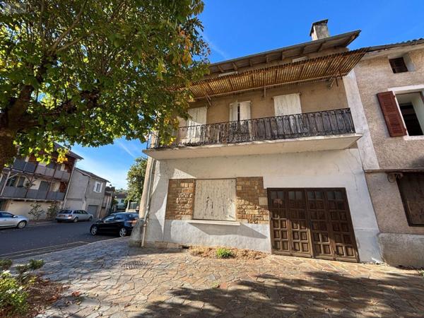 Maison à vendre à Bagnac-sur-Célé dans le Lot (46270), ref : 46030/MAIS/563
