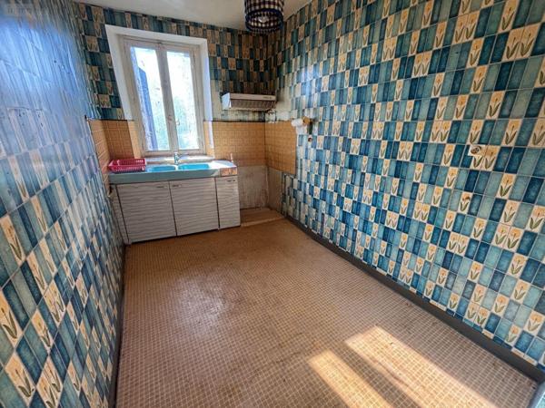 Maison à vendre à Bagnac-sur-Célé dans le Lot (46270), ref : 46030/MAIS/563