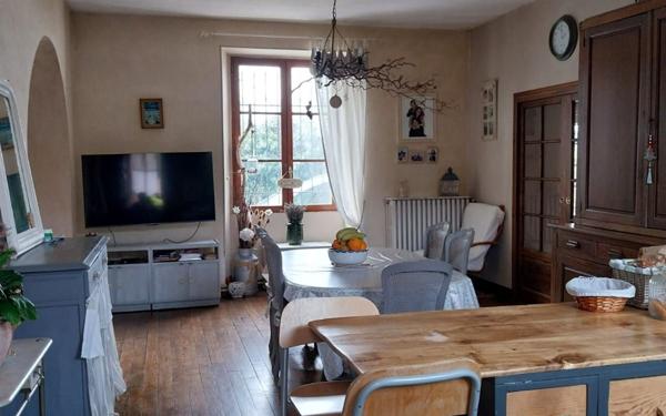 Maison à vendre    9 pièces • 260 m2 Provins