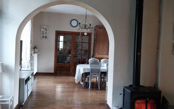 Maison à vendre    9 pièces • 260 m2 Provins