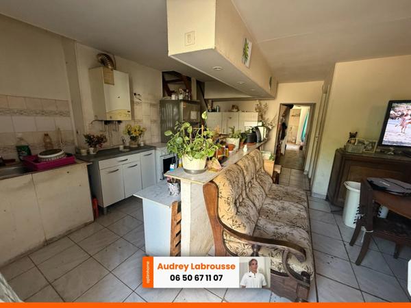 Maison de ville occupée à vendre – Projet de rénovation complet – Idéal investisseur Mussidan