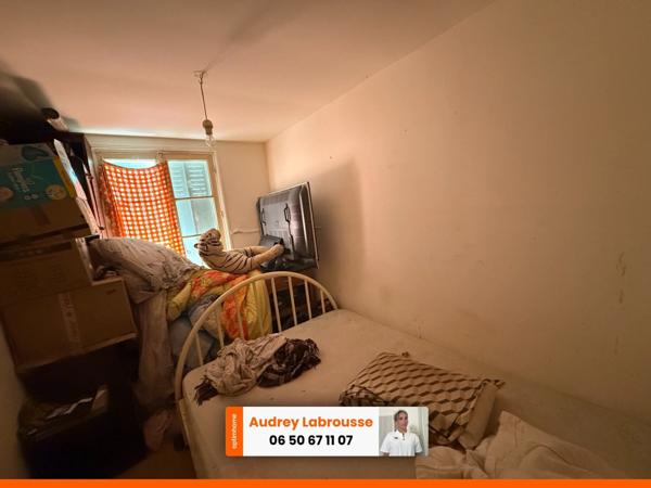 Maison de ville occupée à vendre – Projet de rénovation complet – Idéal investisseur Mussidan