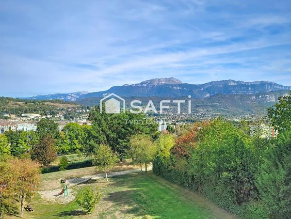 APPARTEMENT 3 PIECES 79M² – DERNIER ÉTAGE, ASCENSEUR, VUE PANORAMIQUE ET BALCON