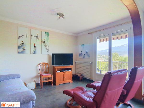 APPARTEMENT 3 PIECES 79M² – DERNIER ÉTAGE, ASCENSEUR, VUE PANORAMIQUE ET BALCON