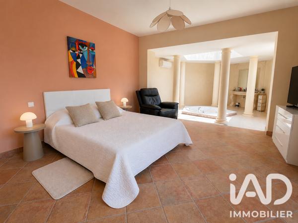 Maison (prestige) à vendre 10 pièces 315 m² Châteauneuf-Grasse