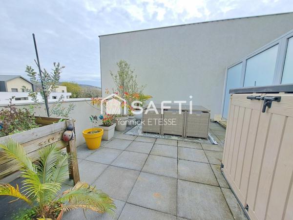 Double "coup de coeur" ensoleillé avec ces deux terrasses !