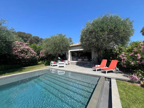 Villa de standing avec studio indépendant et piscine – Le Rouret