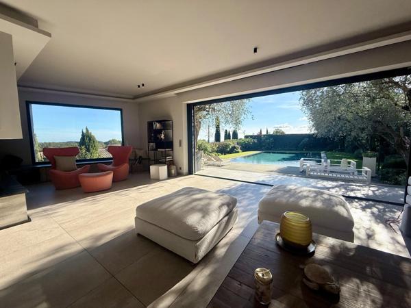 Villa de standing avec studio indépendant et piscine – Le Rouret