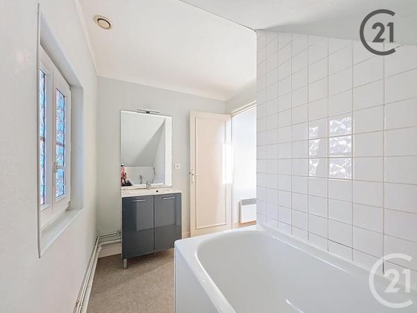 Appartement F5 à vendre  4 pièces - 103,85 m2 TROYES - 10