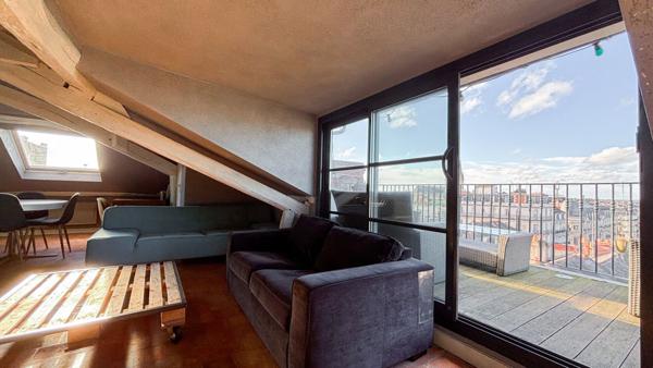 Appartement Angers hyper centre, 3 pièces, 52.31 m2, dernier étage, ascenseur, terrasse, vue exceptionnelle