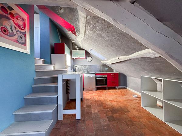 Appartement Angers hyper centre, 3 pièces, 52.31 m2, dernier étage, ascenseur, terrasse, vue exceptionnelle