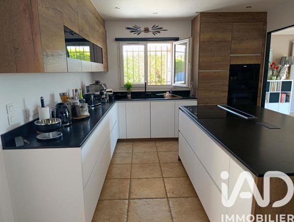 Maison à vendre 7 pièces 263 m² Théza