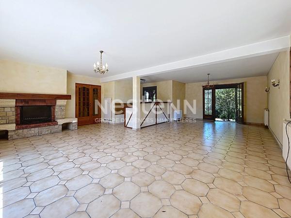 Maison familiale à vendre à Brive-la-Gaillarde - piscine - climatisations - 5 chambres - ascenseur