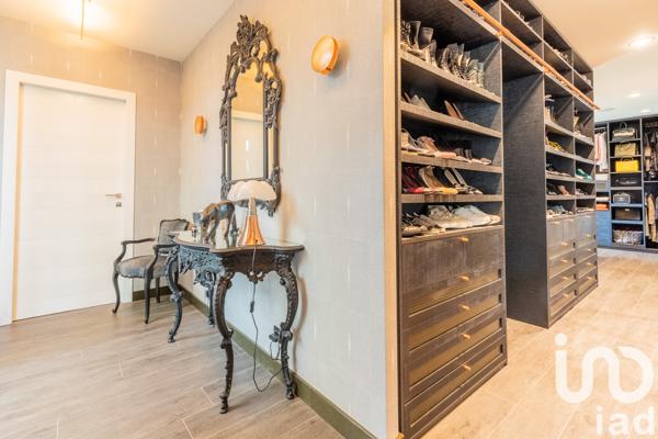 Maison à vendre 10 pièces 650 m² Verrières-le-Buisson