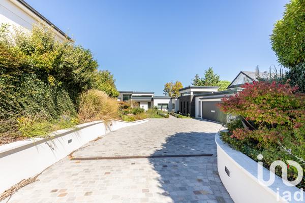 Maison à vendre 10 pièces 650 m² Verrières-le-Buisson