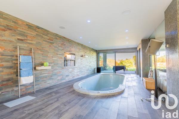 Maison à vendre 10 pièces 650 m² Verrières-le-Buisson