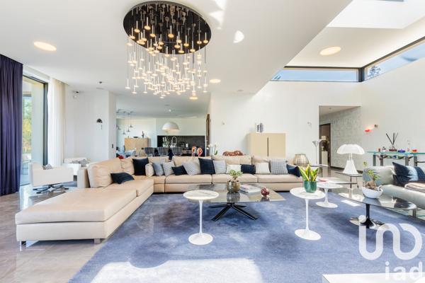 Maison à vendre 10 pièces 650 m² Verrières-le-Buisson