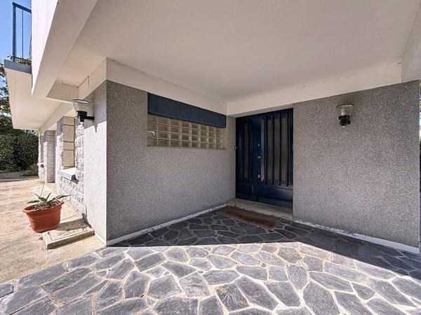 Maison rare à Merville, charme, volumes et potentiel