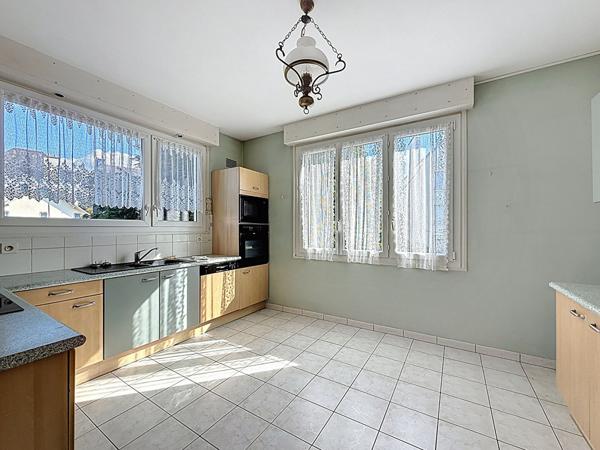 Maison rare à Merville, charme, volumes et potentiel