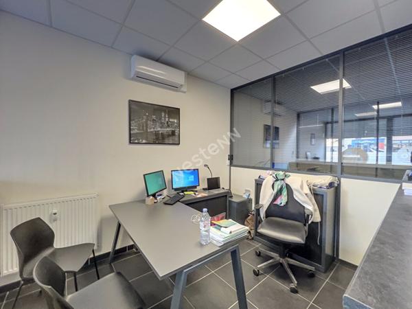 A vendre CHALON SUR SAONE axe très passant bureaux - 95.37 m2