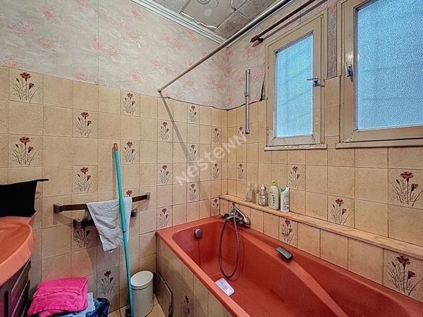 Maison 2 chambres + bureau à vendre à Rezé - 84 m² avec jardin et garage