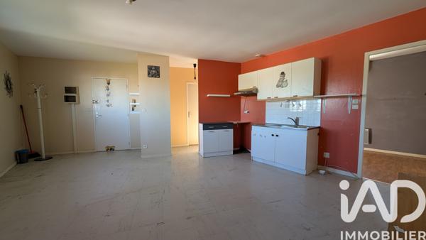 Location appartement 2 pièces 42 m² Saint-Louis-de-Montferrand