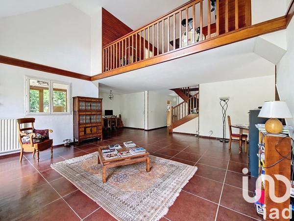 Maison à vendre 8 pièces 203 m² Rungis