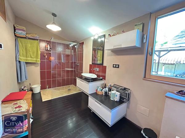 Maison à vendre 5 pièces 200m² Saint-Doulchard (18230)
