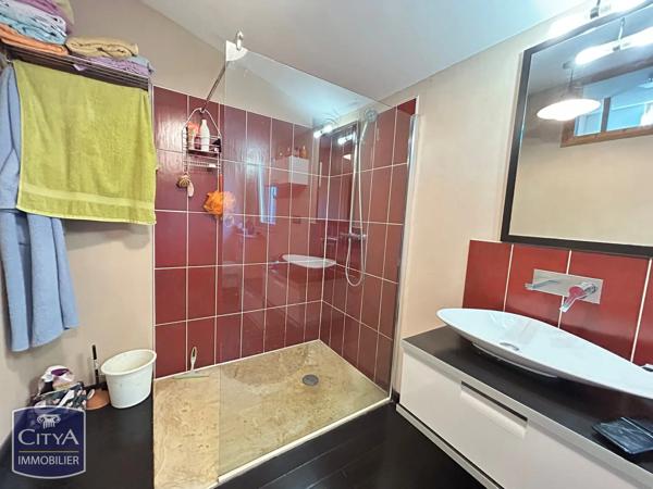 Maison à vendre 5 pièces 200m² Saint-Doulchard (18230)