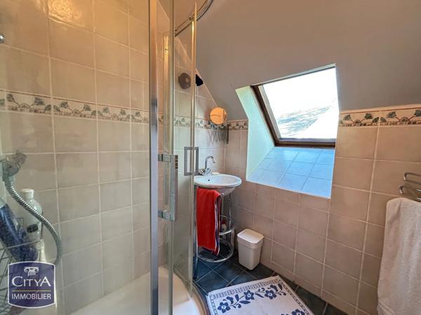 Maison à vendre 5 pièces 200m² Saint-Doulchard (18230)