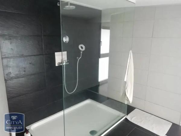 Maison à louer 3 pièces 120m²