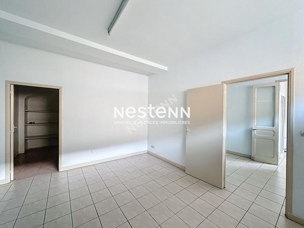 Immeuble Seissan 7 pieces 187 m2 avec jardin