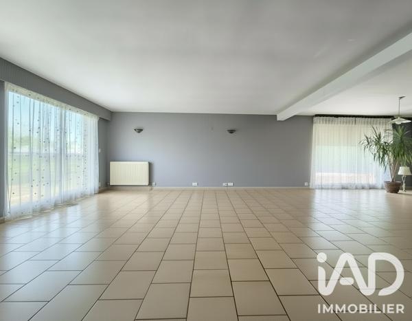 Maison à vendre 8 pièces 220 m² Sainte-Radegonde