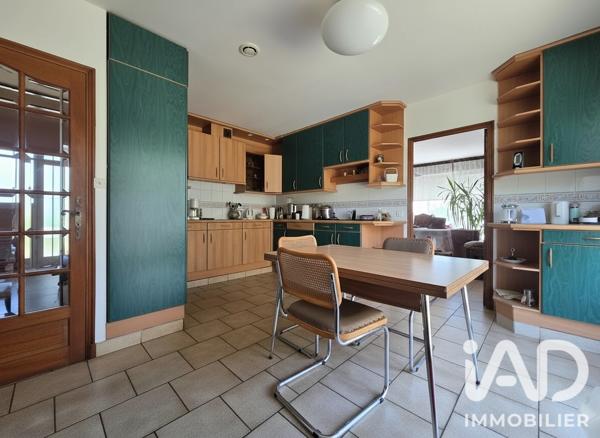 Maison à vendre 8 pièces 220 m² Sainte-Radegonde